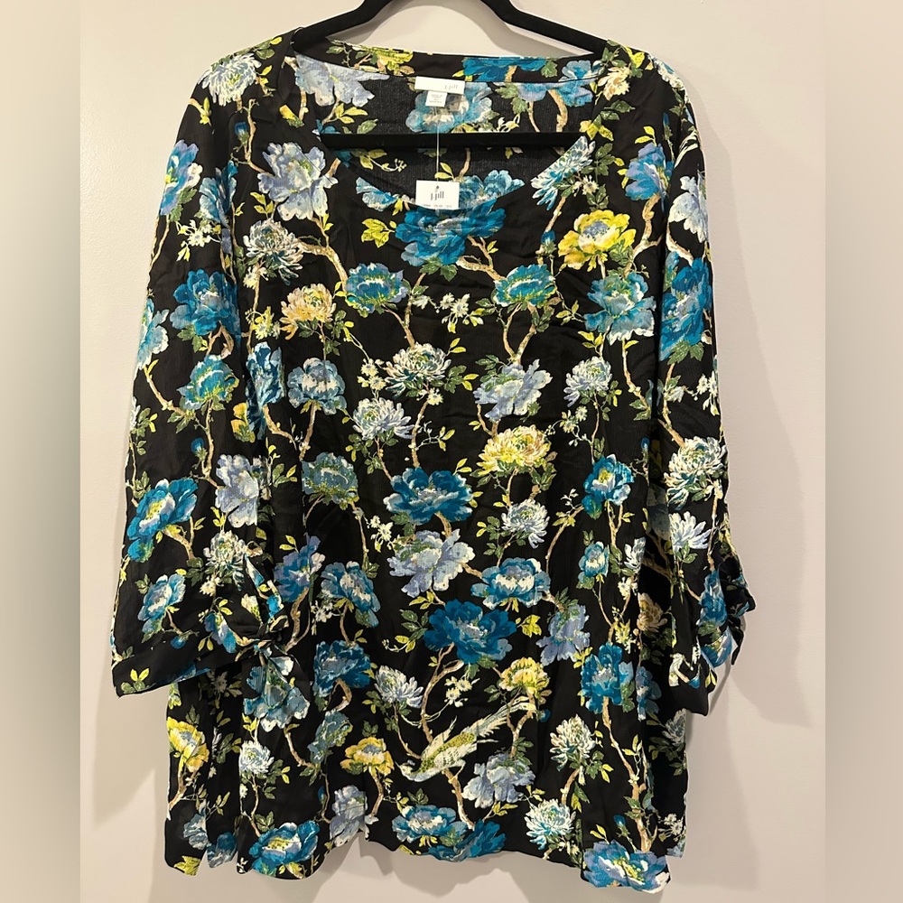 NWT J. Jill Top Black Floral Size 4X